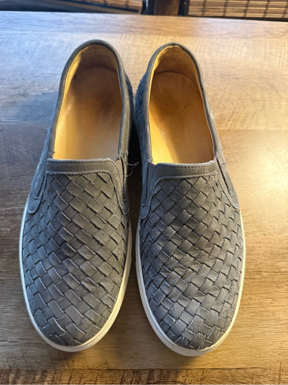 M. Gemi womens Gray Woven Leather Slip-On Casual Shoes Round Toe US 7.5 38